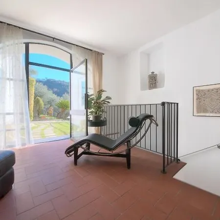 Apartment La Seta E Il Mare In